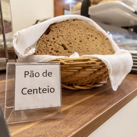 Alojamento de Acomodação e Pequeno-almoço Paço Lafões