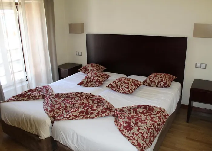 Paço Lafões Alojamento de Acomodação e Pequeno-almoço Termas de São Pedro do Sul