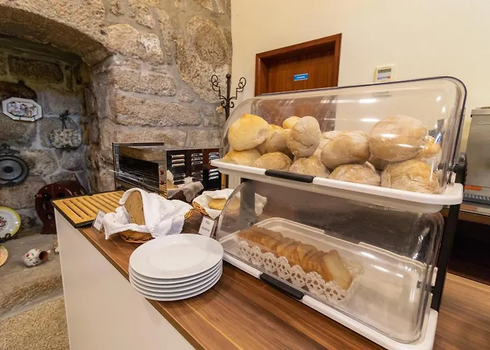 Paço Lafões Alojamento de Acomodação e Pequeno-almoço Termas de São Pedro do Sul