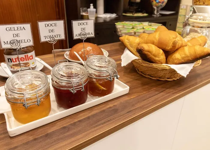 Alojamento de Acomodação e Pequeno-almoço Paço Lafões